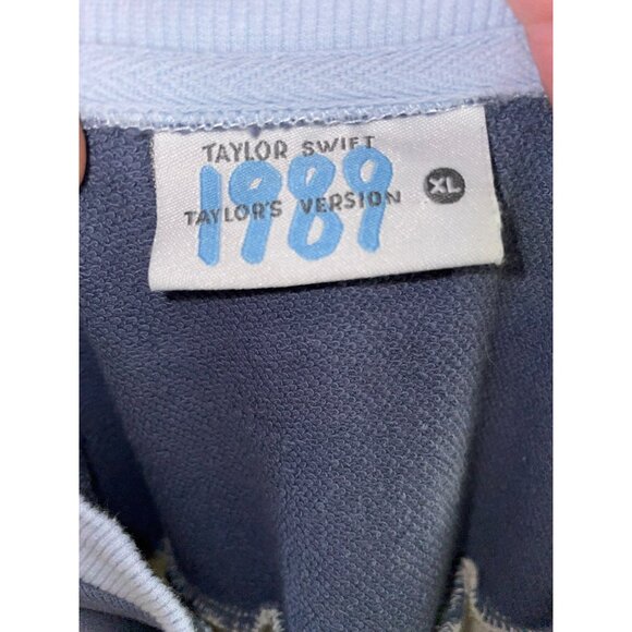 Taylor Swift 1989 Taylors Version XL Sweatshirt Blue & White Seagull Print Crewn - Picture 3 of 7